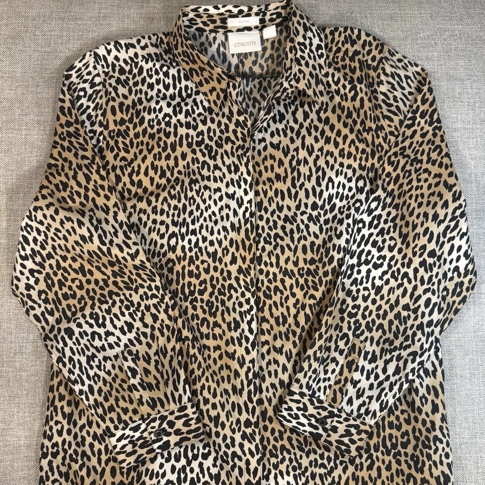 Chicos Womens Size‎ 3 (XL) Leopard Print Button Front Blouse No Iron Long Sleeve